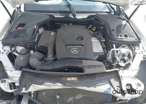 2017 Mercedes-Benz E 300 z USA, uszkodzony, nr VIN WDDZF4JB3HA054952